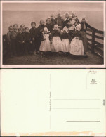Ansichtskarte Edam-Volendam Kindergruppe Vor Dem Meer - Tracht 1930 - Volendam