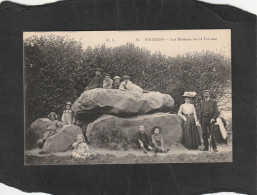 128464            Francia,     Meudon,   Les  Dolmens  Sur  La  Terrasse,   NV(scritta) - Meudon