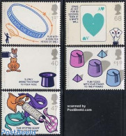 Great Britain 2005 Magic 5v, Mint NH, Nature - Performance Art - Sport - Rabbits / Hares - Theatre - Playing Cards - Unused Stamps