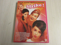 DVD CINEMA STRIKE ! Les FILLES CONTRE-ATTAQUENT 2009 93mn - Commedia