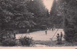 PLOMBIERES LES BAINS LE TENNIS DANS LE PARC - Plombieres Les Bains