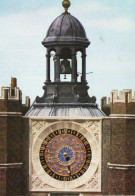 CPM - S - ANGLETERRE - MIDDLESEX - HAMPTON COURT PALACE - THE ASTRONOMICAL CLOCK - Middlesex