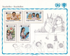 SA06 Seychelles 1979 International Year Of The Child Mint Stamps - Seychelles (1976-...)