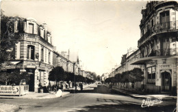 Romilly Sur Seine - Rue Carnot - Romilly-sur-Seine