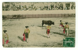 34 - B5055CPA - BEZIERS - Arènes - Le Matador S'agenouillant Devant Le Toro - Bon état - HERAULT - Beziers