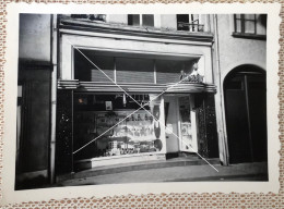 Façade Vitrine Droguerie L.Jacques Wallet Bâtiment Arch. Dupont Ath Photo Vers 1950-1960 Lieux à Identifier - Lugares