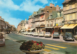 Dol De Bretagne * La Grande Rue Des Stuarts * Commerces Magasins - Dol De Bretagne