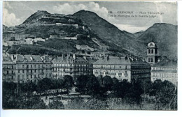 CPA 9 X 14   Isère  GRENOBLE La Place Victor Hugo Et La Montagne De La Bastille - Grenoble