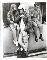C6076/ Francoise Hardy + Yves Montand Grand Prix Pressefoto Foto 26 X 20cm 1966 - Autres & Non Classés