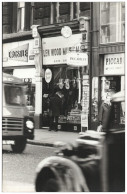 C5982/ Gitarren-Geschäft London Original Pressefoto Foto 24 X 16 Cm Ca.1968 - Otros & Sin Clasificación