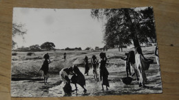 NIAMEY, Une Corvée D'eau ................ BE-18002 - Niger