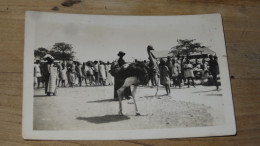 BURKINA FASO , Une Autruche Sur Le Marché ................ BE-18003 - Burkina Faso