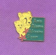 Rare Pins Guepard Ou Leopard Reserve Africaine Sigean L296 - Animali