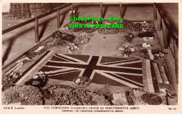 R392422 The Unknown Warrior Grave In Westminster Abbey. Showing The American Con - Wereld