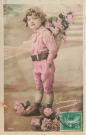 ENFANTS - Petite Fille Portant Dans Son Dos Un Bouquet De Fleur - Souvenir - Colorisé - Carte Postale Ancienne - Autres & Non Classés