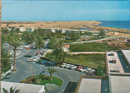 Spanien - Maspalomas Beach From Hotel Oasis - Cars - VW Cabrio - Chevrolet - Simca - Renault R4 - Nice Stamp - Gran Canaria