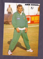 Aamir Sohail (Pakistani Cricketer) Vintage Pakistani  PostCard (Univeral) (THIN PAPER) - Críquet
