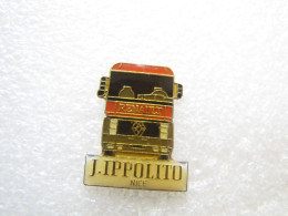 PIN'S   TRANSPORTS   CAMION RENAULT  J. IPPOLITO NICE - Transports