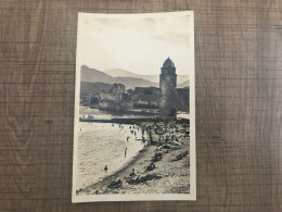 COLLIOURE La Plage Et L'eglise Saint Vincent - Collioure