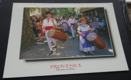 France - Provence, Un Jour Au Sud ...  Editions Photoguy, Roquefort-les-Pins - Europa