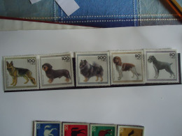 GERMANY    MNH  5   STAMPS    ANIMALS  DOGS DOG - Honden