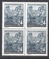 Alemania DDR 0137 ** MNH. 1953. Bloque De 4 - Neufs