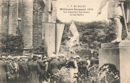 Rouen * Millénaire Normand 1911 * Les Chanteurs Norvégiens Devant Rollon * Jour De Fête - Rouen