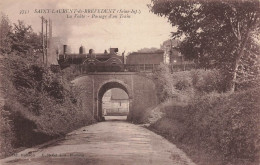 St Laurent De Brévedent * Route , La Voute Et Passage D'un Train * Ligne Chemin De Fer - Andere & Zonder Classificatie