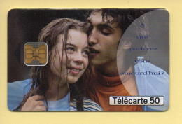 Télécarte 1998 : Publi Couple / 50 Unités (voir Puce Et Numéro Au Dos) - 1998