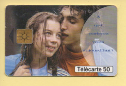 Télécarte 1998 : Publi Couple / 50 Unités (voir Puce Et Numéro Au Dos) - 1998