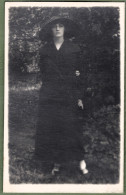 CARTE PHOTO -  FEMME ÉLÉGANTE  MODE, CHAPEAU -  Photographe Ranzenberger à Mainz, Rheinstrasse45 - Mode