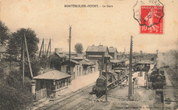 Montérolier * Intérieur De La Gare * Train Locomotive * Ligne Chemin De Fer - Andere & Zonder Classificatie