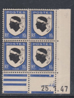 France N° 755 XX : Armoiries De Provinces : Corse  En Bloc De 4 Coin Daté Du 25 . 1 . 47 : 1 Point Blanc Sans Char. TB - 1940-1949