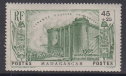 MADAGASCAR  -    N° 209 *   - Cote : 15 € - Unused Stamps