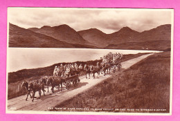 E-Royaume Uni-303P139 The Four In Hand Coaches In Glen Arklet On The Road To Stronachlachar, Attelages, Cpa BE - Stirlingshire