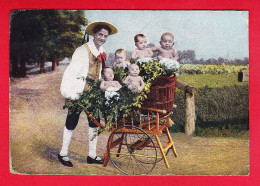 Enfants-188P130 Bébés Multiples, Jardinier Qui Transporte Des Bébés Dans Sa Brouette, Cpa  - Babies