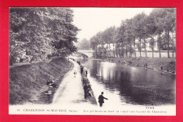 F-94-Charenton Le Pont-18P241  Les Pêcheurs Au Bord Du Canal Vers Le Pont De Charenton, Cpa BE - Charenton Le Pont