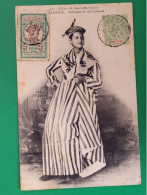 Martinique  Maitresse En Robe Et Foulard - Altri & Non Classificati