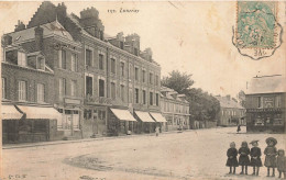 Luneray * La Place Du Village * Villageois * épicerie Centrale * Café De L'univers - Andere & Zonder Classificatie