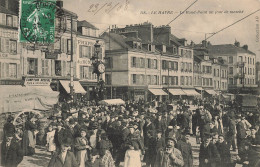 Le Havre * Le Rond Point Un Jour De Marché * Pharmacie - Non Classés