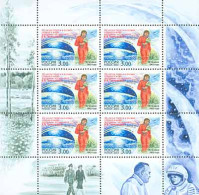 Russia 2003 40th Anniversary Of Woman's First Space Flight. Mi 1088Klb - Europe