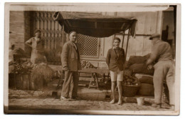 Stand De Maraîcher . Carte Photo Animée Non Située. ( Vernoux ? ) - Marchands Ambulants