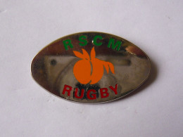 Pins SPORT RUGBY RSCM RED STAR CLUB MONTREVILLOIS A MONTREUIL 93 - Rugby