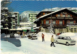 VS CRANS- SUR SIERRE MONTANA - Café LE PRADO - Voitures Fiat-Ford Cortina-Mini Cooper- Professeur De Ski - - Crans-Montana