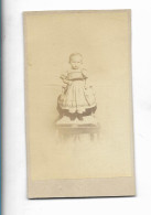 Y27778/ CDV Foto  Kleines Kind Mädchen Ca. 1875 - Andere & Zonder Classificatie