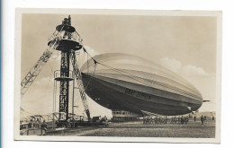 XX18428/ Graf Zeppelin LZ 127 Wird An Den Ankermast Gebracht Foto AK Ca.1932 - Dirigeables