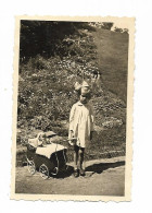 Y26854/ Mädchen Mit Puppe Puppenwagen Foto 40/50er Jahre  - Spielzeug & Spiele