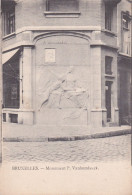 Bruxelles - Monument P. Vanhumbeeck - Monumenti, Edifici