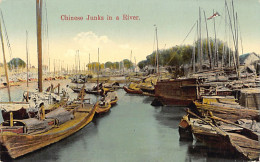 China - Chinese Junks In A River - Publ. The Universal Postcard & Picture Co. 193 - Cina