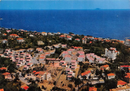 STE MAXIME Vue Panoramique Aerienne Au Premier Plan Les Tourelles 16(scan Recto-verso) MA1582 - Sainte-Maxime